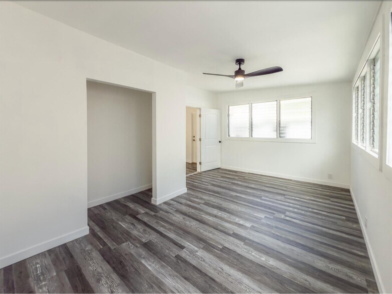 Building Photo - 219 Momi Pl