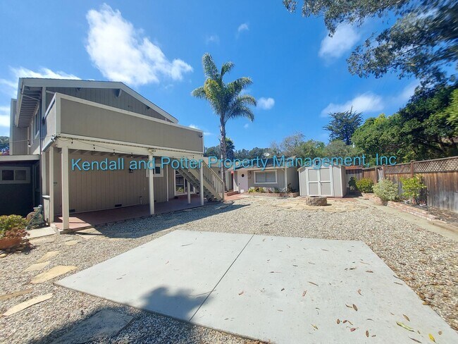 Building Photo - 5737 Soquel Dr