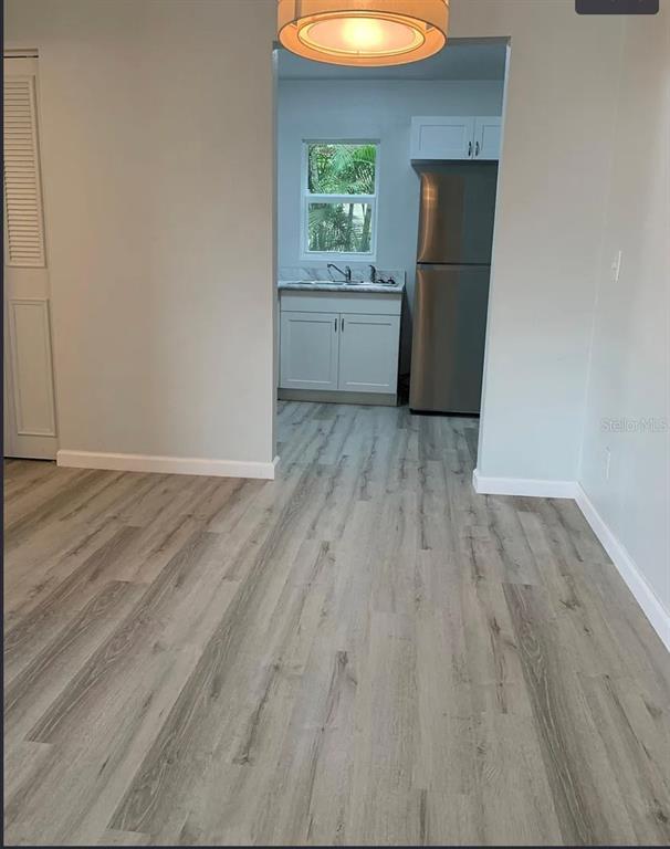 Building Photo - 4963 Viceroy St