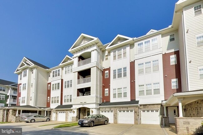 Building Photo - 13851 Belle Chasse Blvd