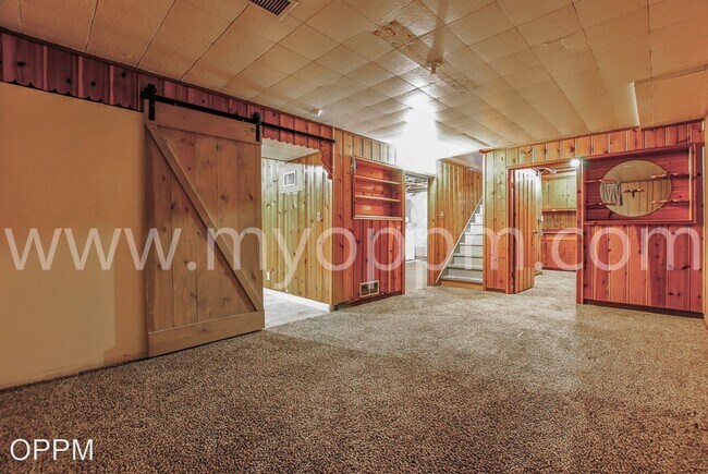 Building Photo - 2 br, 2 bath House - 4713 S. 53rd St