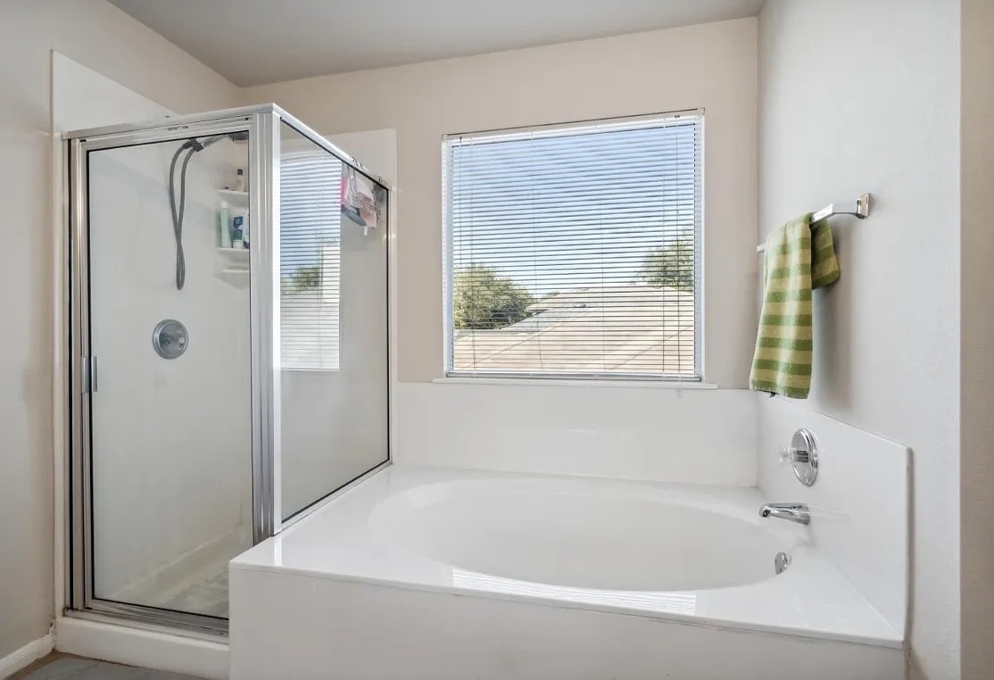 Building Photo - Room in House on Narrow Glen Pkwy