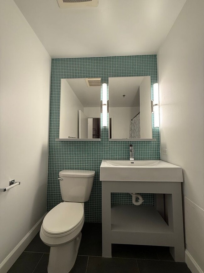 Building Photo - Bonnie Jean Flats