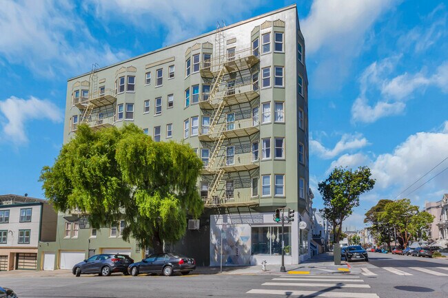 Building Photo - 255 Steiner St