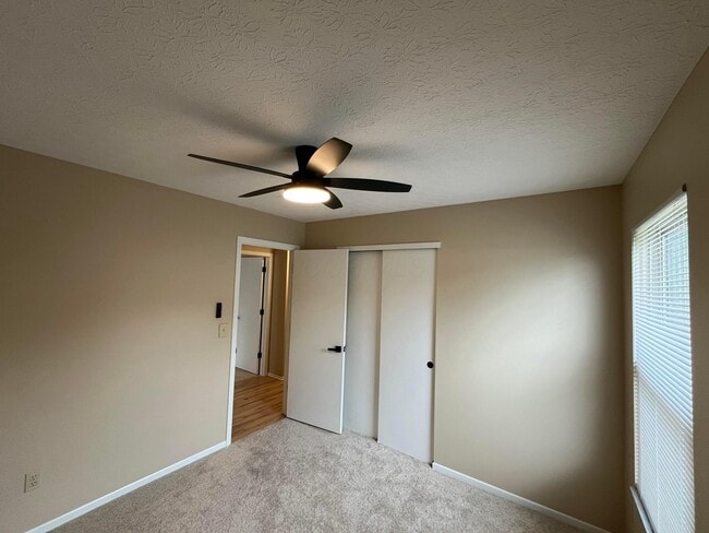 Building Photo - 3412 Westerville Woods Dr