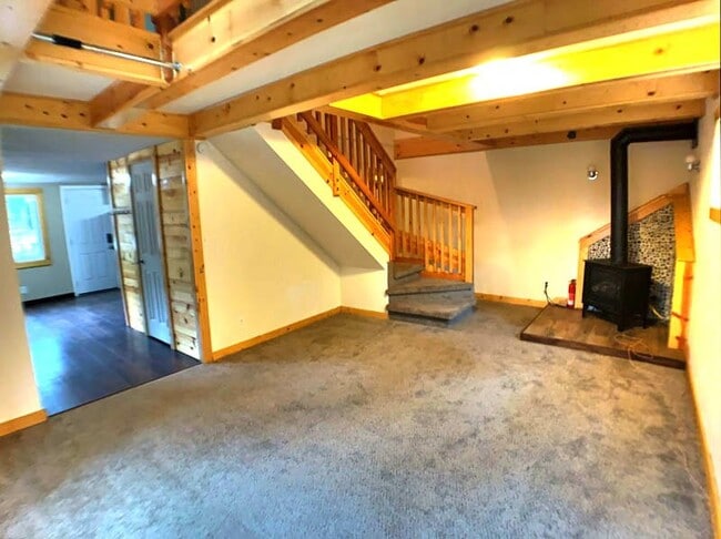 Building Photo - Adorable log cabin style home for rent near Hwy-50 and Safeway!