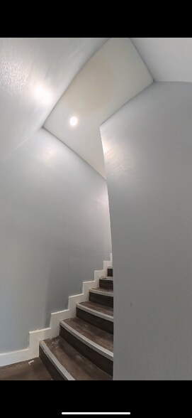 Building Photo - 2806 W Melvin St