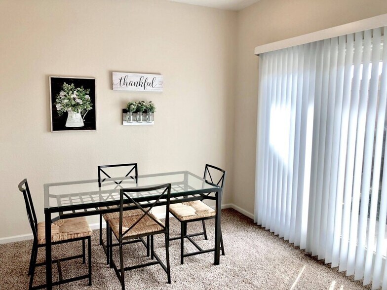 Building Photo - 2903 Clover Way