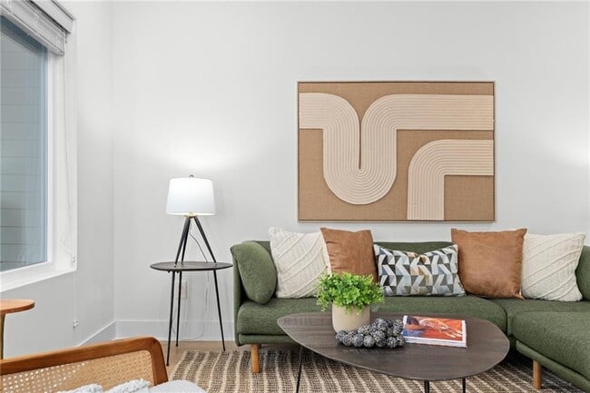 Building Photo - 1438 Walker Pl SE