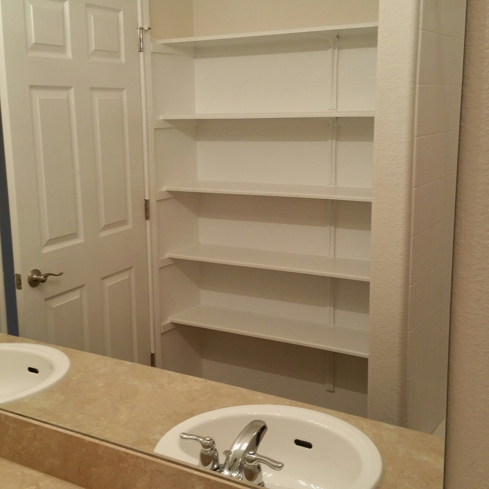 Building Photo - 338 TX-332 Loop