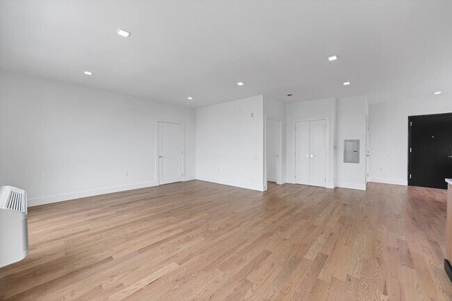 Building Photo - 8404 4th Ave