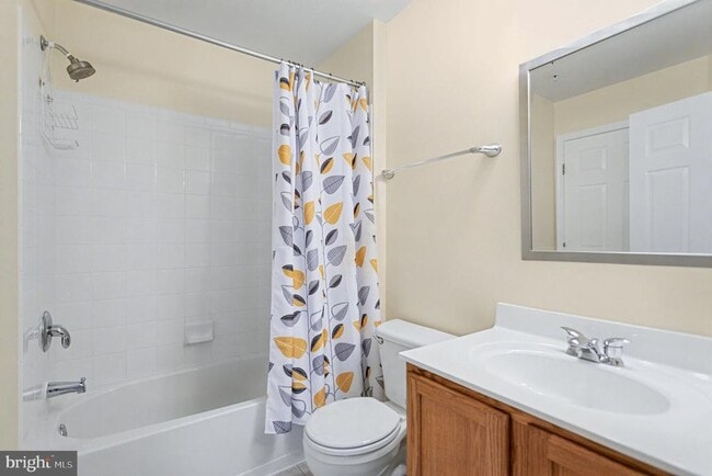 Building Photo - 5034 Strawbridge Terrace