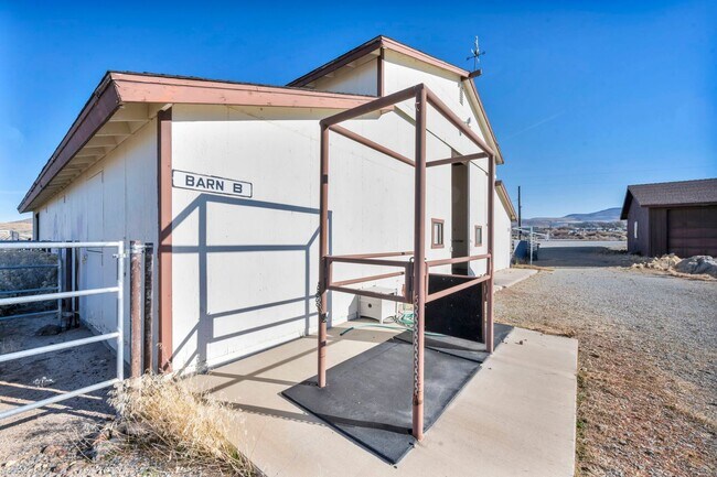 Building Photo - 20 Acre Ranch with House, Barn, Separate Workshop, and 5-Car Garage