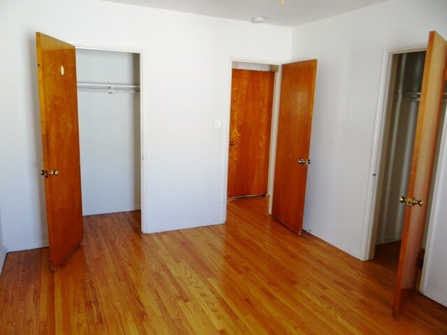 Building Photo - 108 N Hayworth Ave