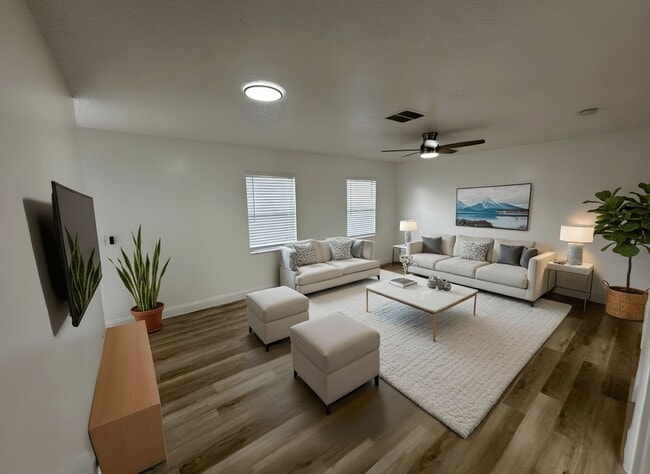 Building Photo - Stacy Townhomes