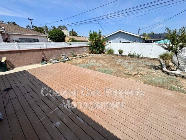 Building Photo - 4836 Hayter Ave