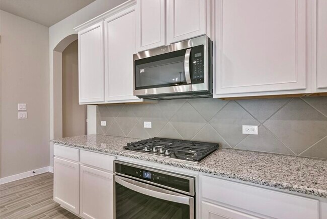 Building Photo - 10005 Red Beadtree Pl