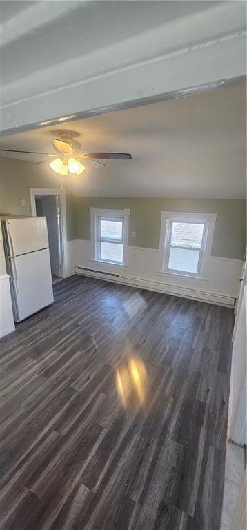 Building Photo - 844 Lonsdale Ave