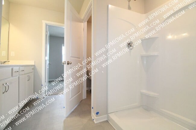 Building Photo - 3009 NW 29th St