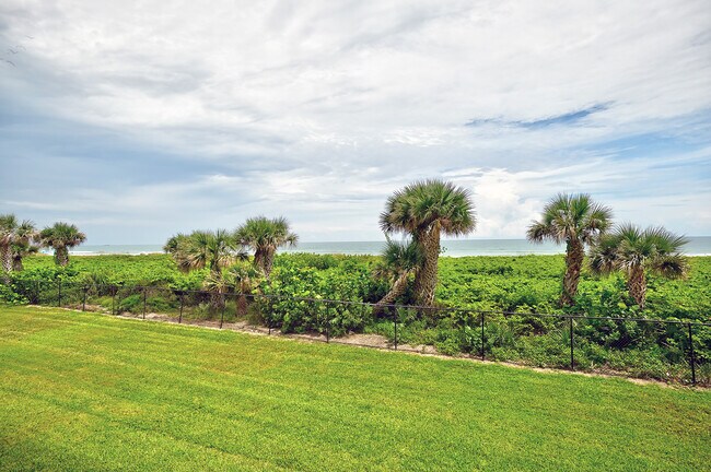 Building Photo - 830 N Atlantic Ave