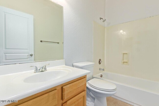 Building Photo - 4542 N 111th Dr