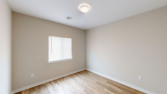 Building Photo - Beautiful 3BR New Construction Townhome in...