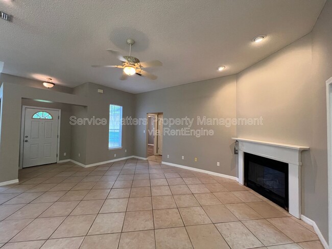 Building Photo - 5784 Twisted Oak Ct