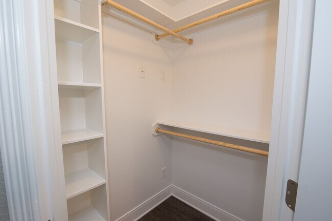 Building Photo - 701 Hereford St