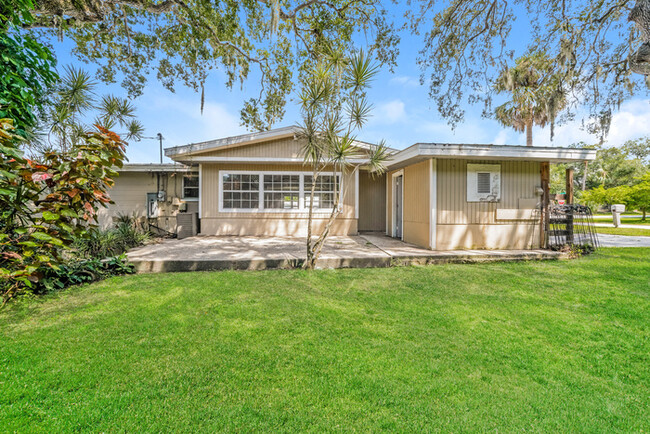 Building Photo - 3 Bedroom in Safety Harbor, FL