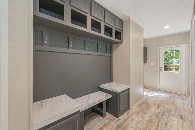 Building Photo - 6116 Arlon Ln