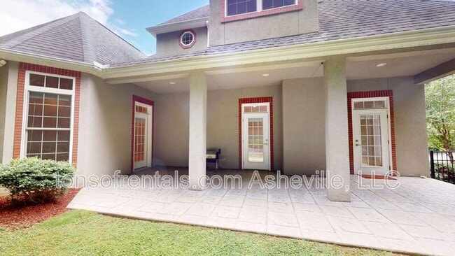 Building Photo - 385 Mistletoe Trail
