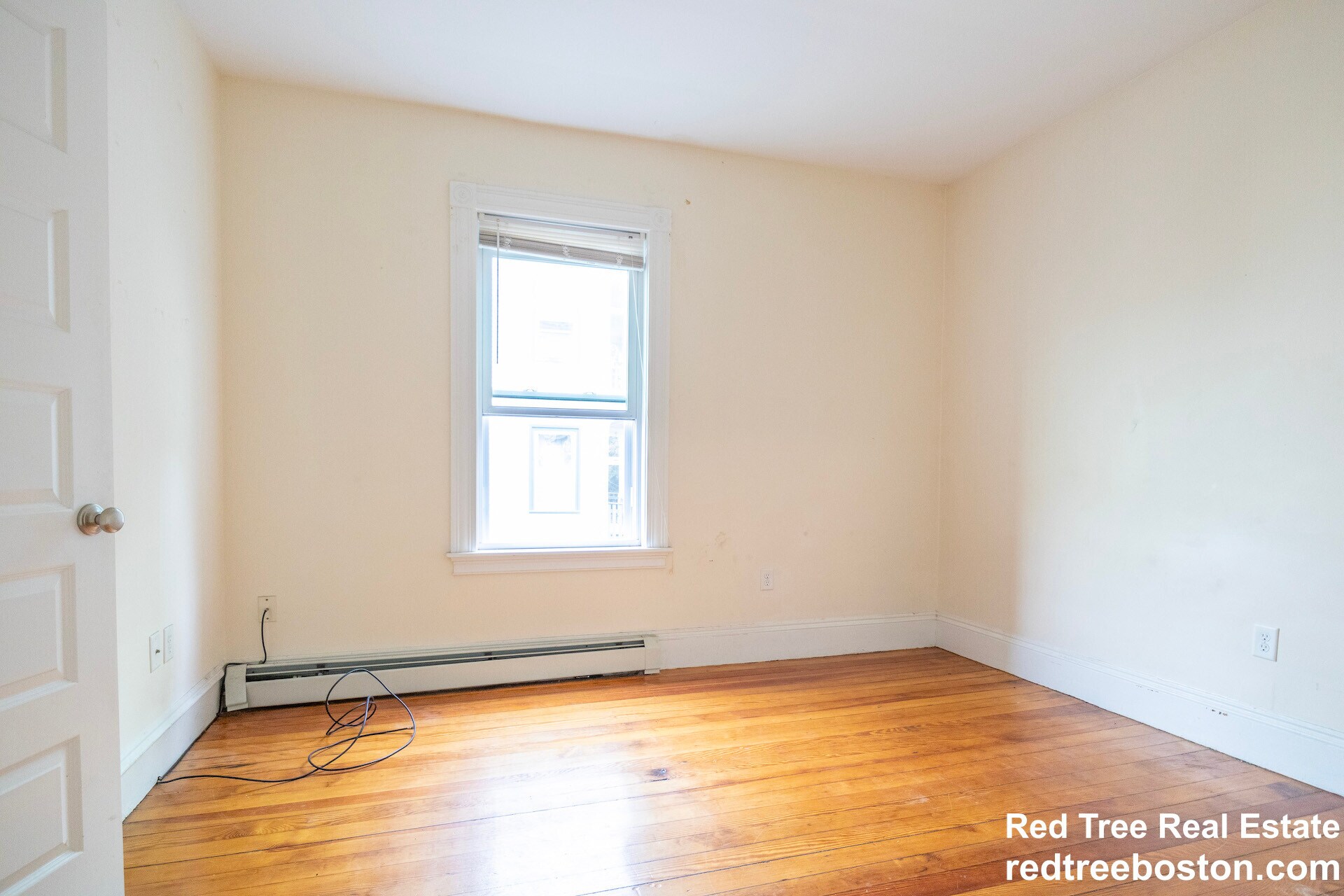 Building Photo - 15 Romsey St