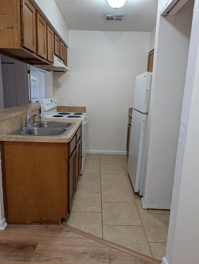 Building Photo - 3891 Osprey Cir