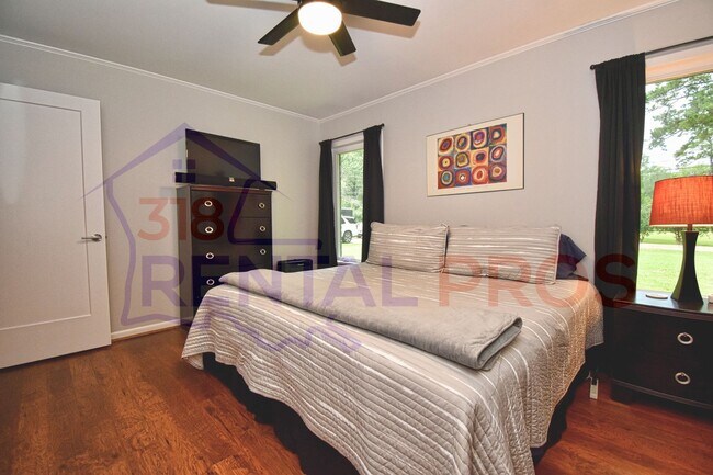Building Photo - 4 Bed, 3 Bath Home in Ruston