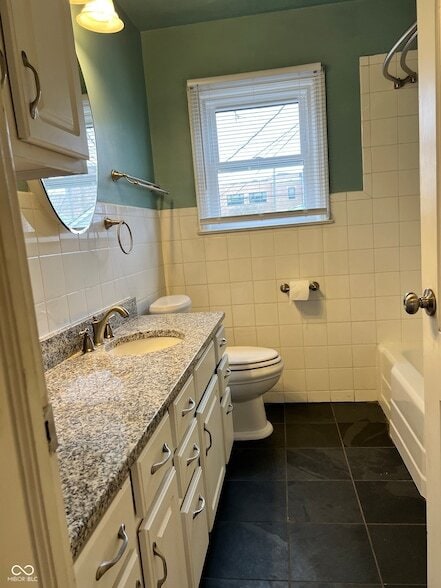 Building Photo - 1328 Wallace Ave