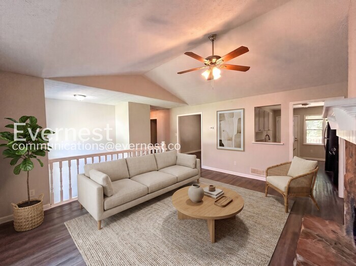 Building Photo - 313 Silverthorne Cir