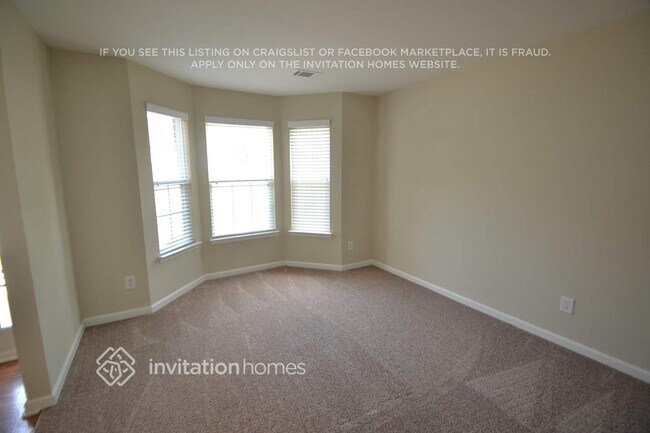 Building Photo - 4338 Ash Tree St SW
