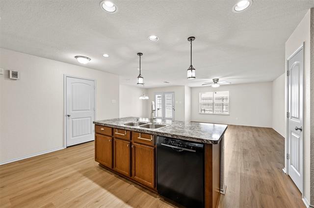 Building Photo - 7613 Captain Ln