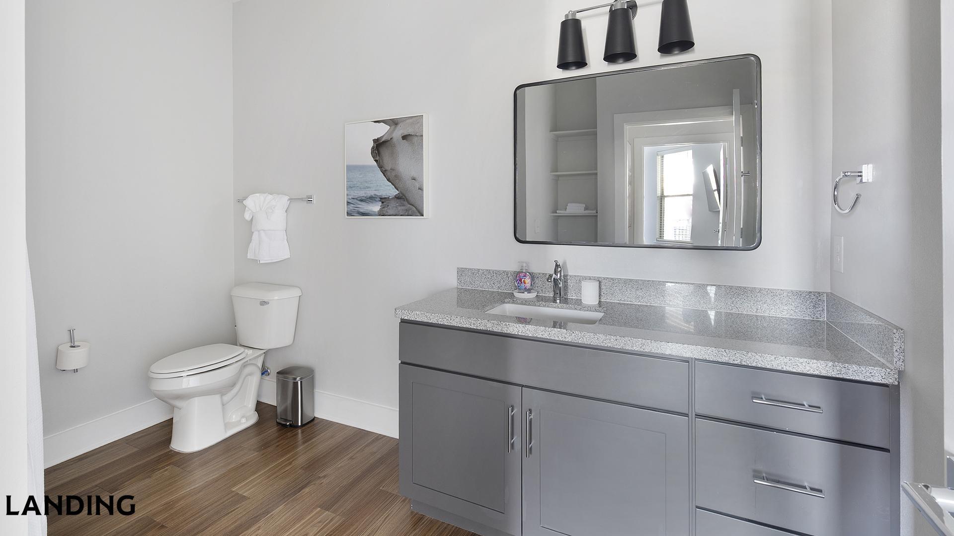 Building Photo - 701 Rahling Rd