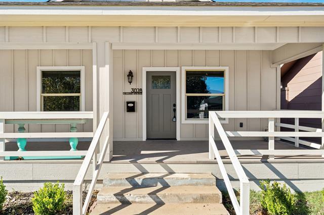 Building Photo - 3028 College Ave