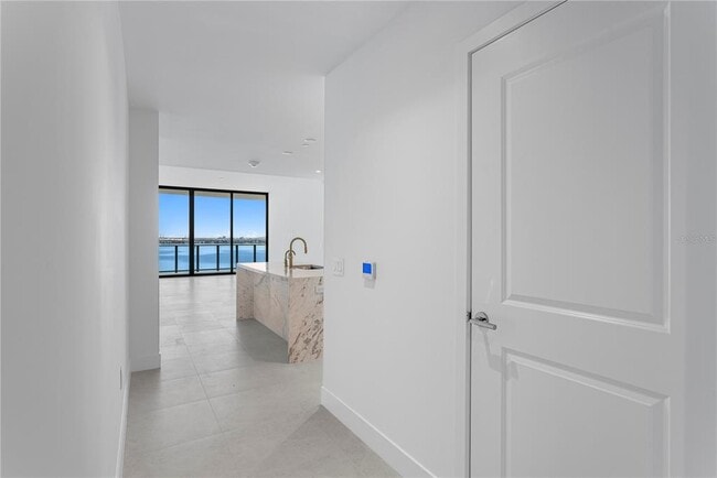 Building Photo - 3015 S Ysabella Ave