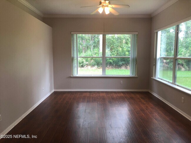 Building Photo - 12857 Chets Creek Dr N