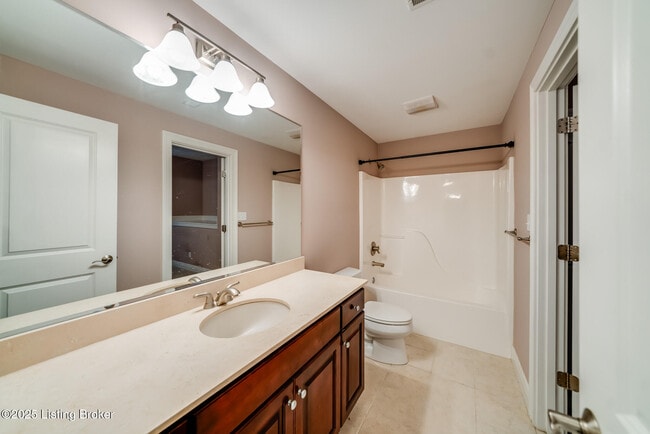 Building Photo - 12307 Ridgeview Dr