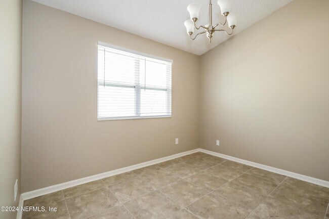 Building Photo - 1696 Sandy Hollow Loop