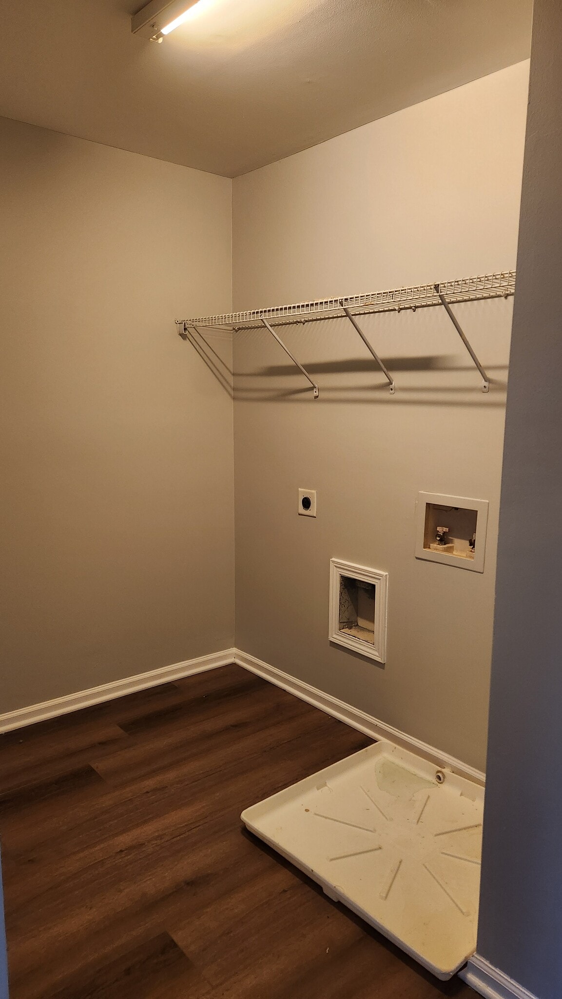 Building Photo - 897 Ivydale Ln