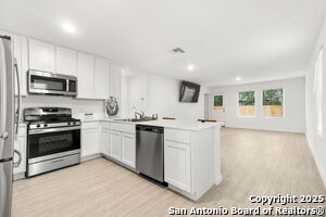 Building Photo - 715 Wildcatters Wy