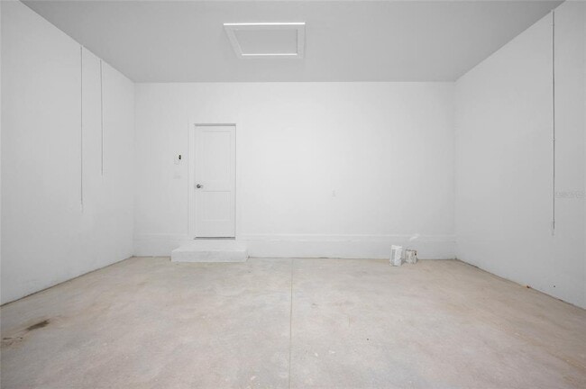 Building Photo - 13 Polar Ct