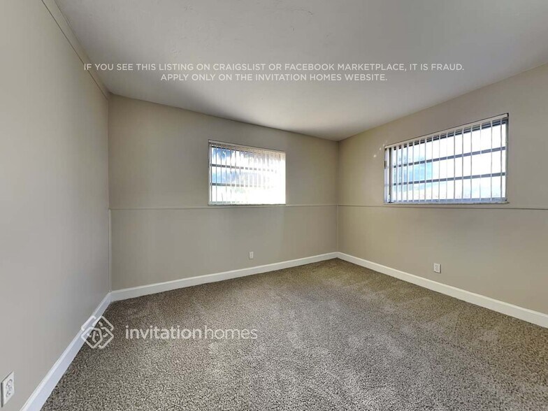 Building Photo - 4710 Madison St