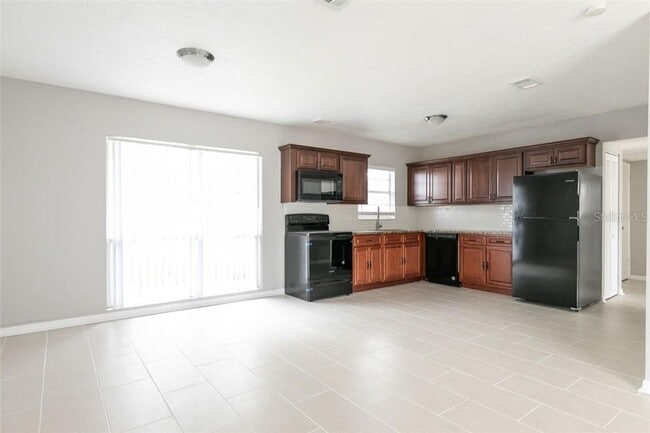Building Photo - Call Today to Tour This Great 3-bedroom House Available for Rent in Beautiful St Petersburg!