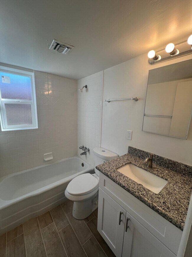 Building Photo - 6334 E Calle Luna